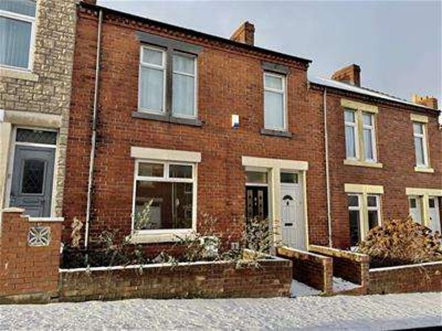 Apartment for sale in Pelaw, Tyne And Wear