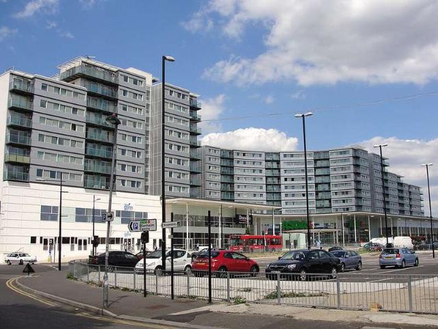 Apartment for sale in London Borough of Hounslow, Greater London