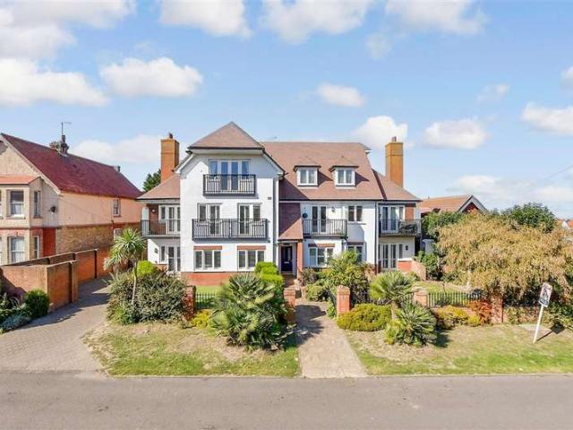 Apartment for sale in Kingsgate, Thanet