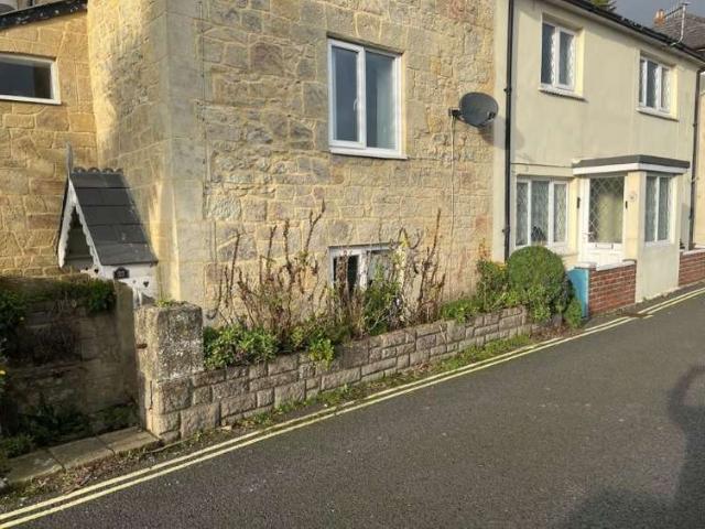 Apartment for sale in Cowlease, Ventnor