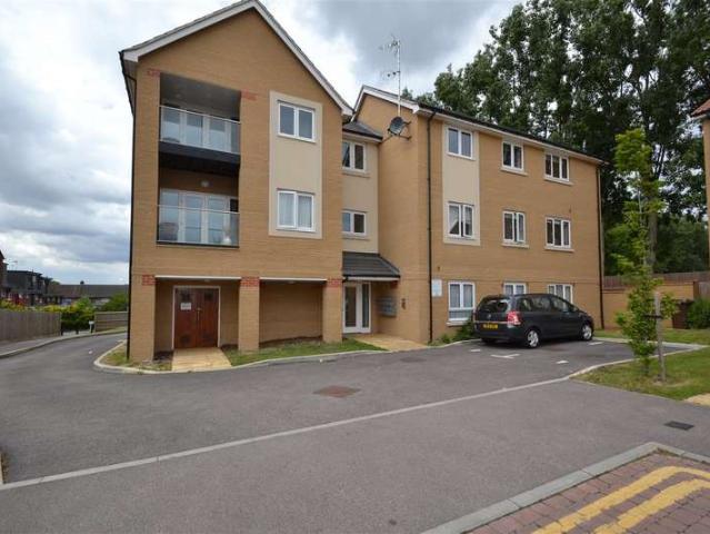 Apartment for sale in Romford, Marks Gate