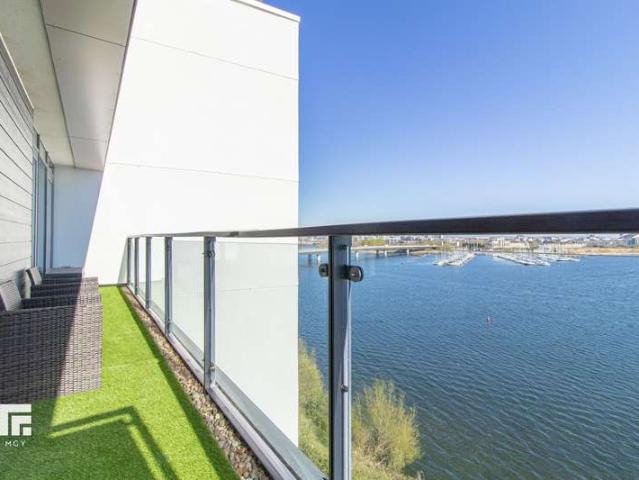 Apartment for sale in Cardiff International Sports Village, Falcon Lodge