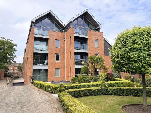 Apartment for sale in Lytham, Lancashire