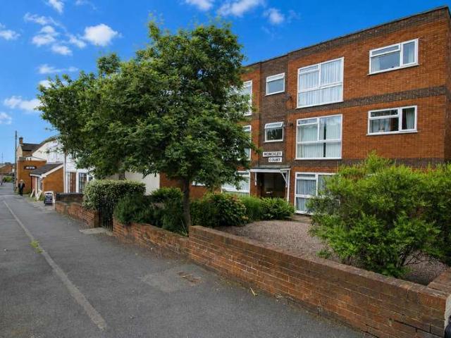 Apartment for sale in Wordsley, West Midlands