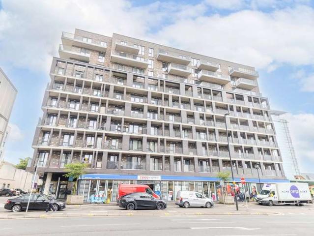Apartment for sale in Chalvey, Slough