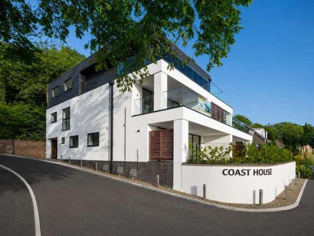Apartment for sale in Golden Valley, Folkestone