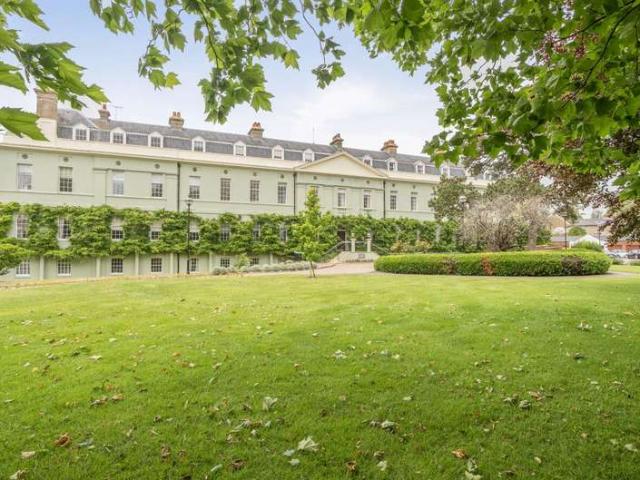 Apartment for sale in Chichester, Littlecote