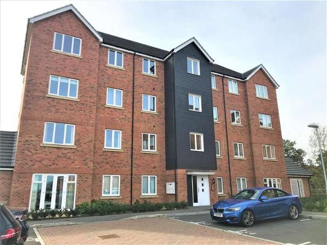 Apartment for sale in Farnborough, Hampshire