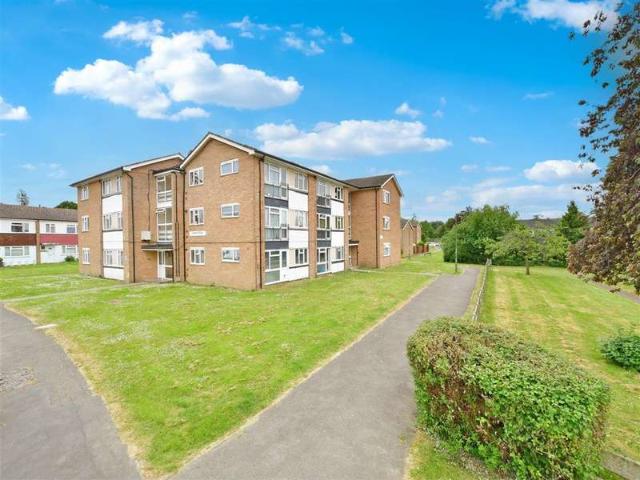Apartment for sale in Reigate, Reigate and Banstead