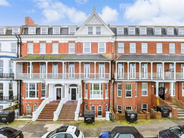 Apartment for sale in Cliftonville West, Acol