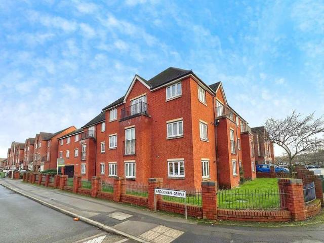 Apartment for sale in Ettingshall, West Midlands