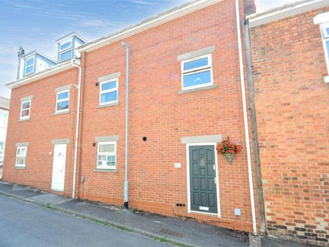 Apartment for sale in Stone, Baswich