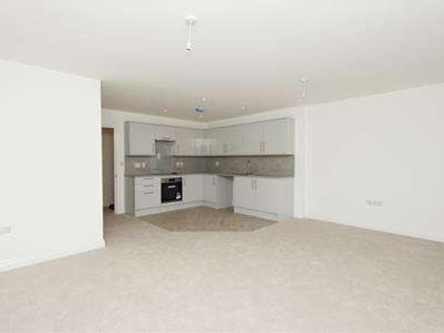 Apartment for rent in Cross In Hand, East Sussex