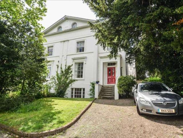 Apartment for rent in London Borough of Lewisham, Blackheath