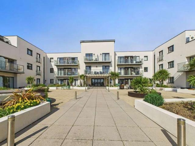 Apartment for sale in West Worthing, Worthing