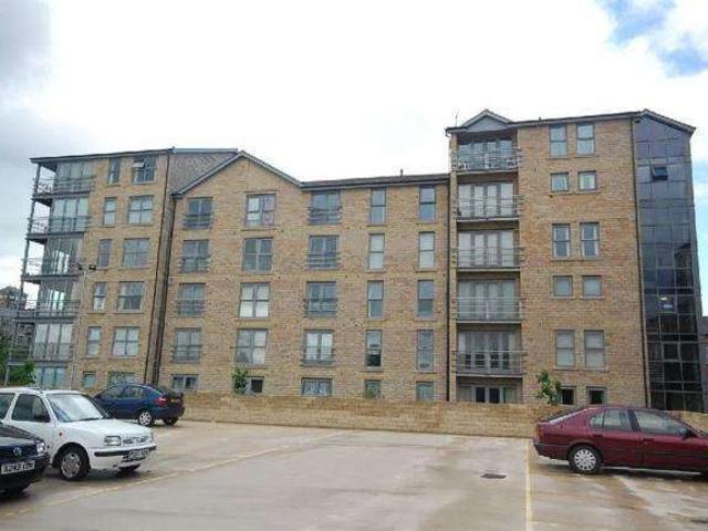 Apartment for rent in Elland, West Yorkshire
