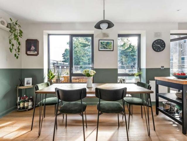 Apartment for sale in London Borough of Lambeth, Greater London