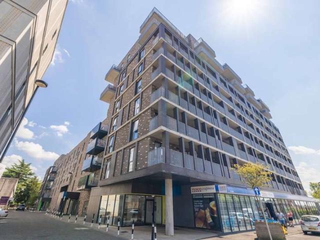 Apartment for sale in Slough