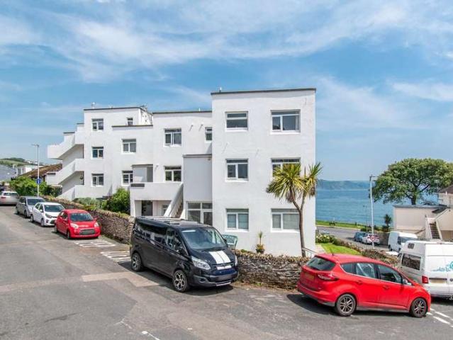 Apartment for sale in Plaidy, Looe
