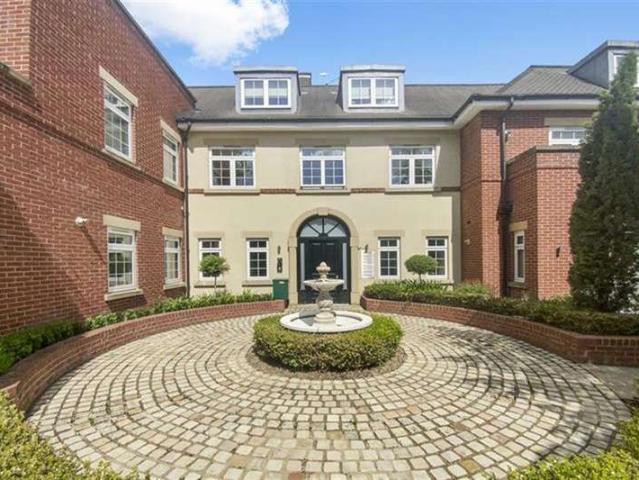Apartment for sale in Hendon, Greater London