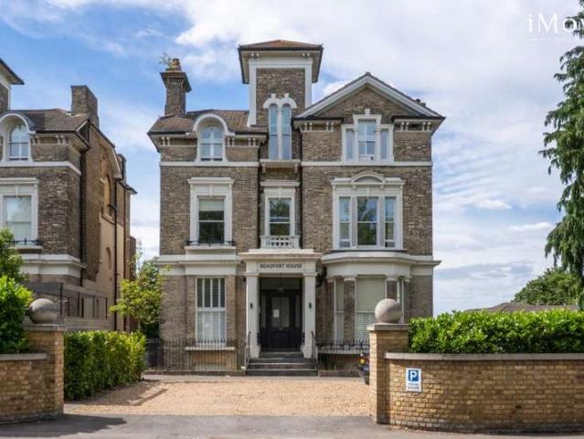 Apartment for sale in London Borough of Croydon, Upper Norwood