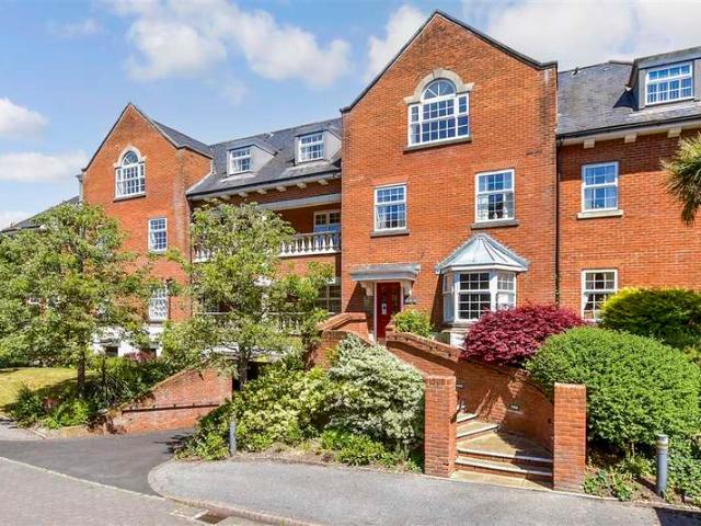 Apartment for sale in New Town, Horsham