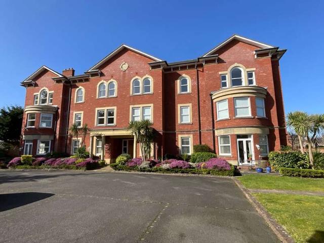 Apartment for sale in Southport, Sefton