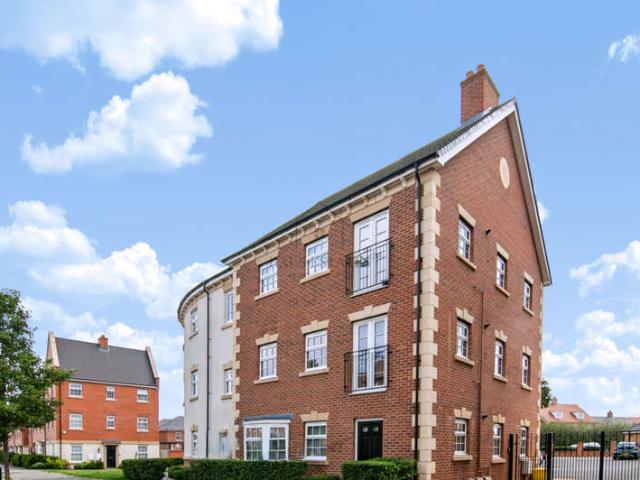 Apartment for sale in Pinfold, Leicestershire