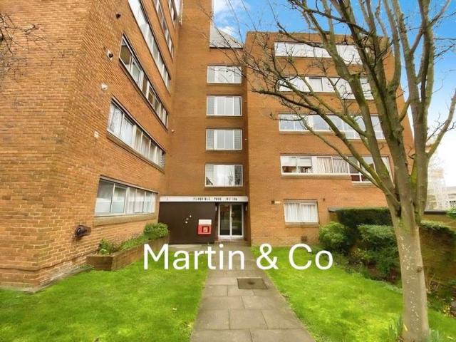 Apartment for sale in Greater London