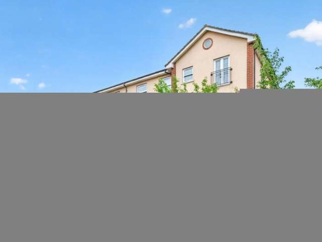 Apartment for sale in Birchwood, Fretherne