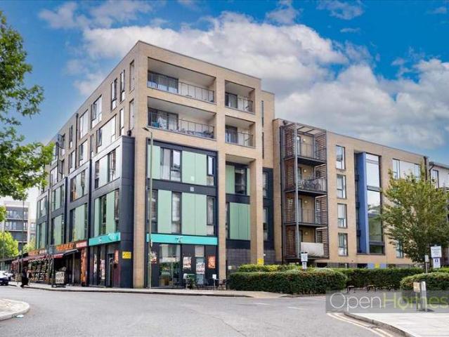 Apartment for sale in Colindale, Greater London