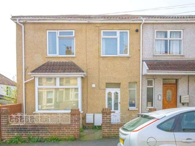 Apartment for sale in Horfield, Feckenham