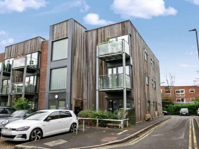 Apartment for sale in The Slade, Oxfordshire