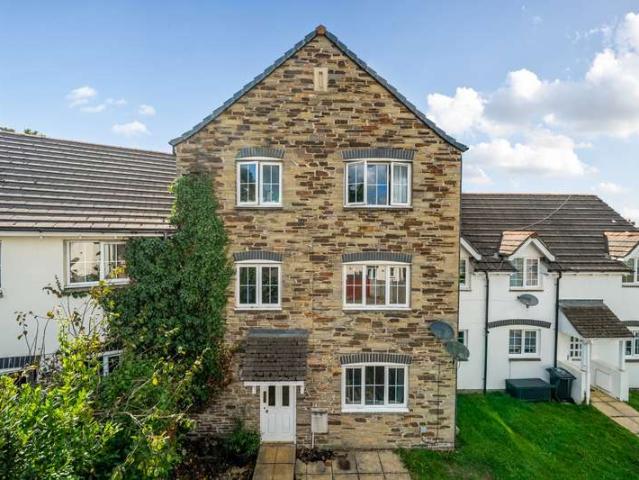 Apartment for sale in Launceston, Cornwall