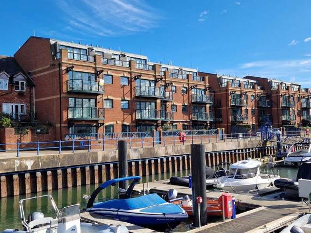 Apartment for sale in Budlake, Devon