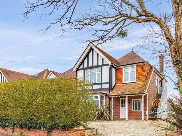 Apartment for sale in Upper Parkstone, Poole