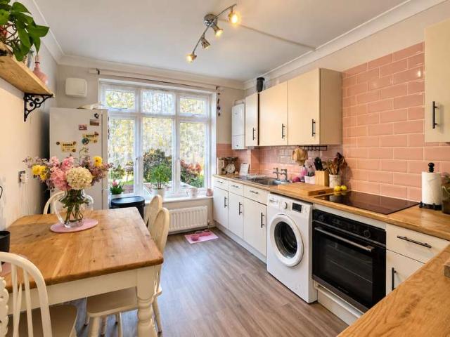 Apartment for sale in Arlington, Norwich