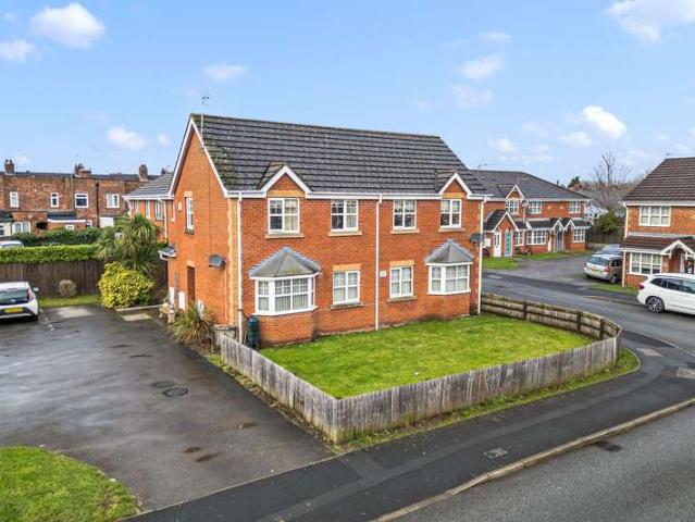 Apartment for sale in Widnes
