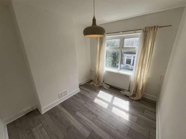 Apartment for rent in Higham Hill, Greater London