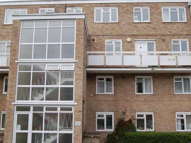 Apartment for sale in Perryfields, West Sussex