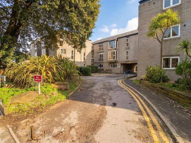 Apartment for sale in Weston-super-mare, North Somerset