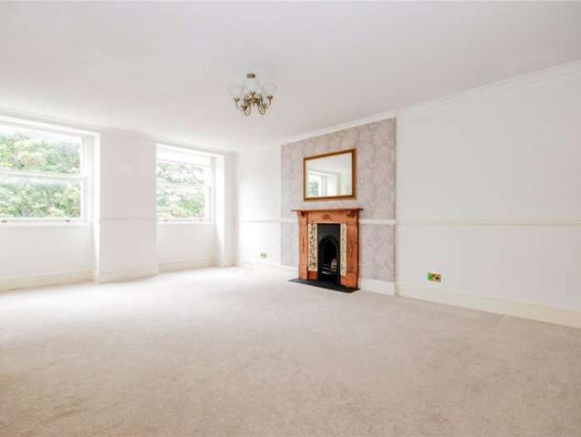 Apartment for rent in Hotwells, Feckenham