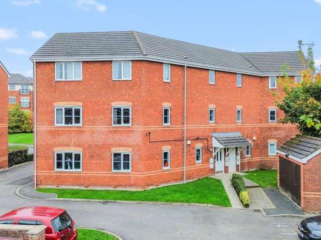 Apartment for sale in Parr Stocks, St Helens