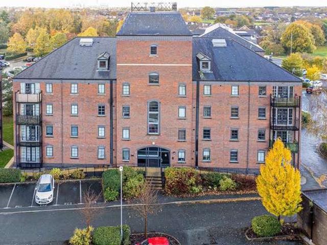 Apartment for sale in Wilderspool, Warrington