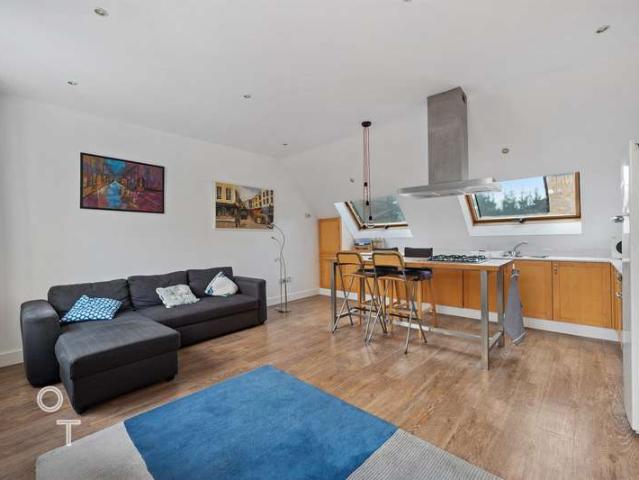 Apartment for sale in Camden