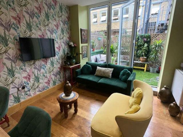 Apartment for rent in Westminster