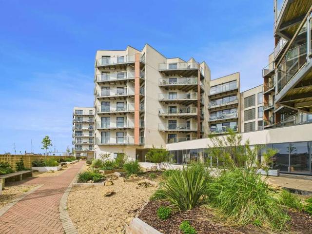 Apartment for sale in Shoreham-by-Sea, Adur