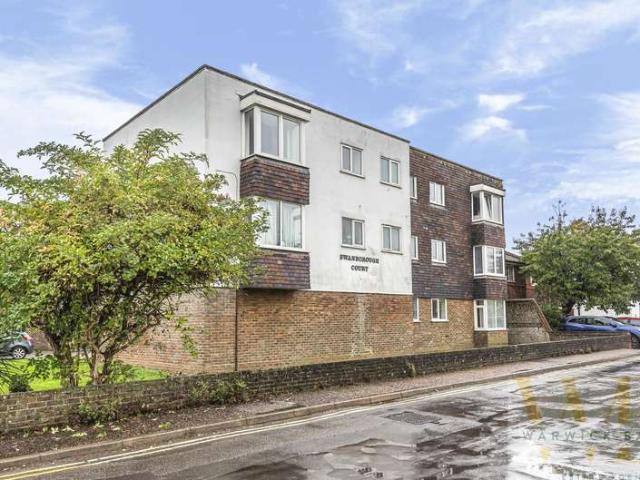 Apartment for sale in Fishersgate, West Sussex