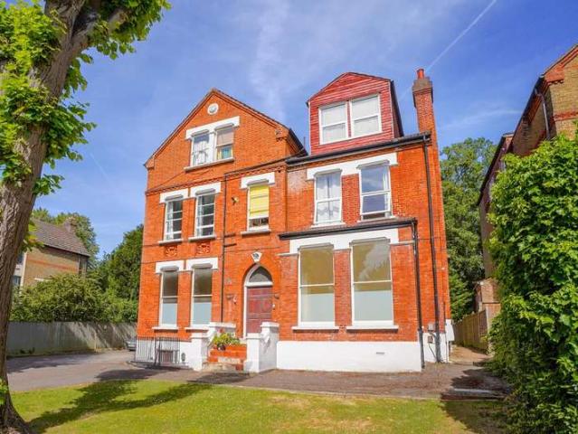 Apartment for sale in Crystal Palace, Greater London