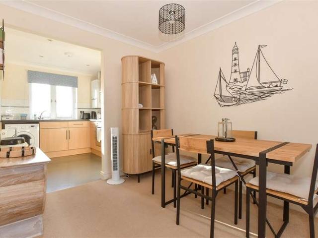 Apartment for sale in Shalfleet, Isle Of Wight